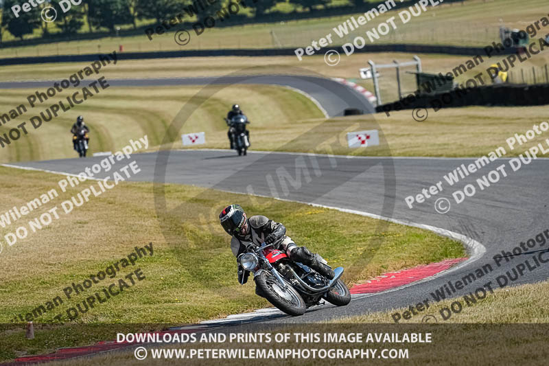 cadwell park;cadwell park photographs;cadwell trackday photographs;enduro digital images;event digital images;eventdigitalimages;peter wileman photography;racing digital images;trackday digital images;trackday photos